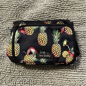 Vera Bradley Lighten Up Compact Organizer Toucan Party Pineapple Black - NWOT